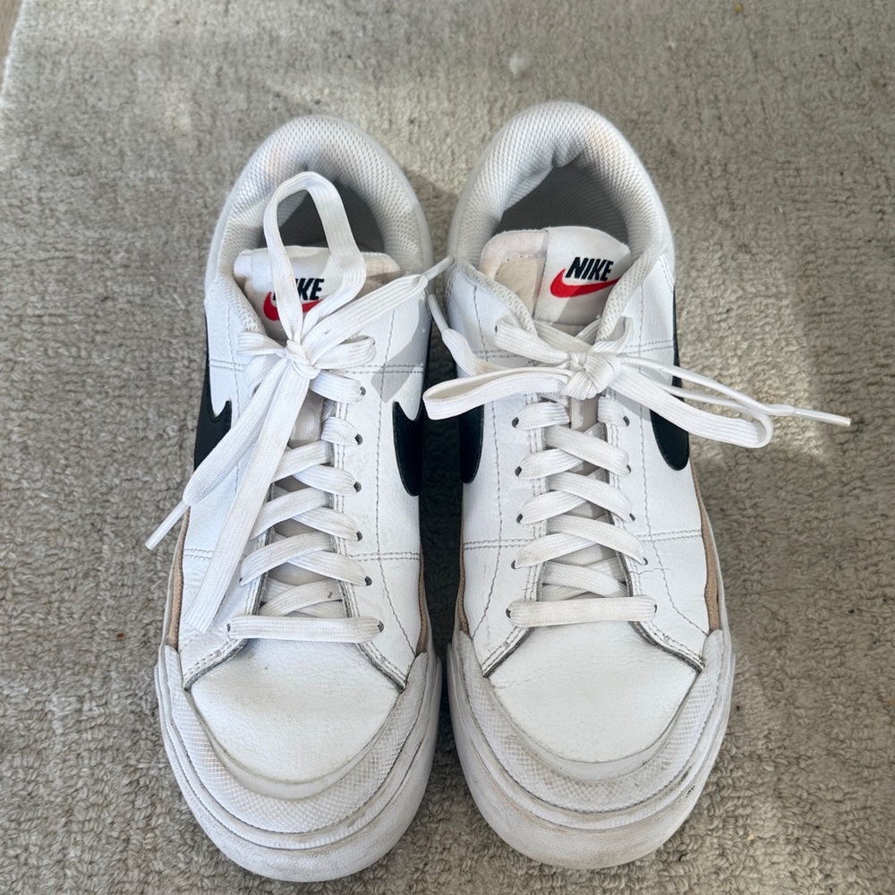 Nike Classic White and Black Sneakers